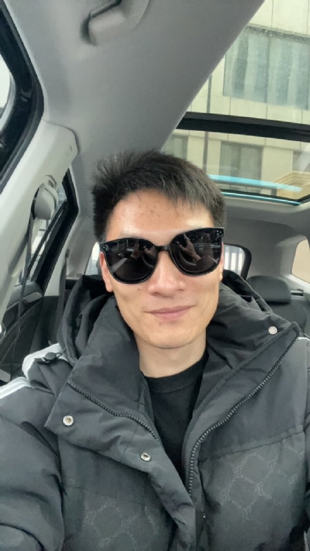 男孩的第一张照片--德州交友中心